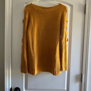 GENERATION Z Women's Yellow Sweater with Side Details